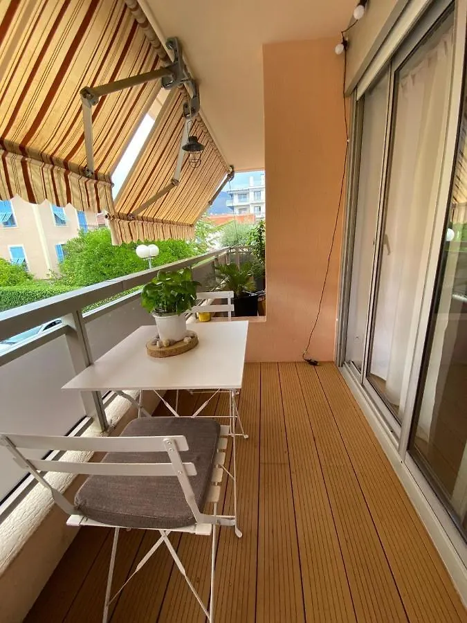 Dolce-Vita Appart 3 Etoiles, Climatise , 50M De La Mer Et Aux Portes De Menton ,Parking Gratuit Rocabruna Francia