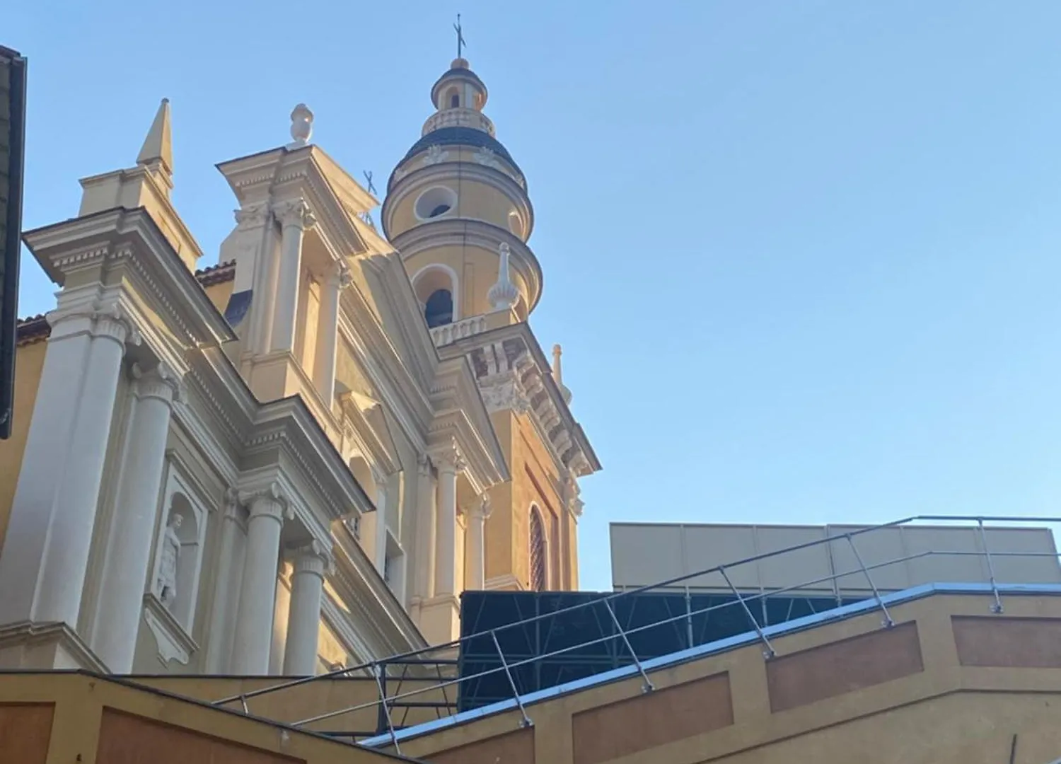 Dolce-Vita Appart 3 Etoiles, Climatise , 50M De La Mer Et Aux Portes De Menton ,Parking Gratuit Rocabruna Apartamento